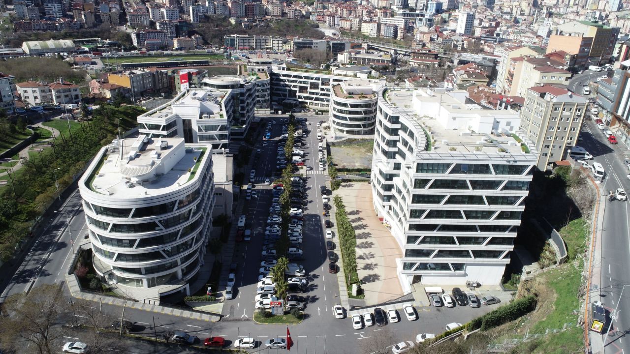 Commercial property in Istanbul, Turkey, 195 m² - picture 1