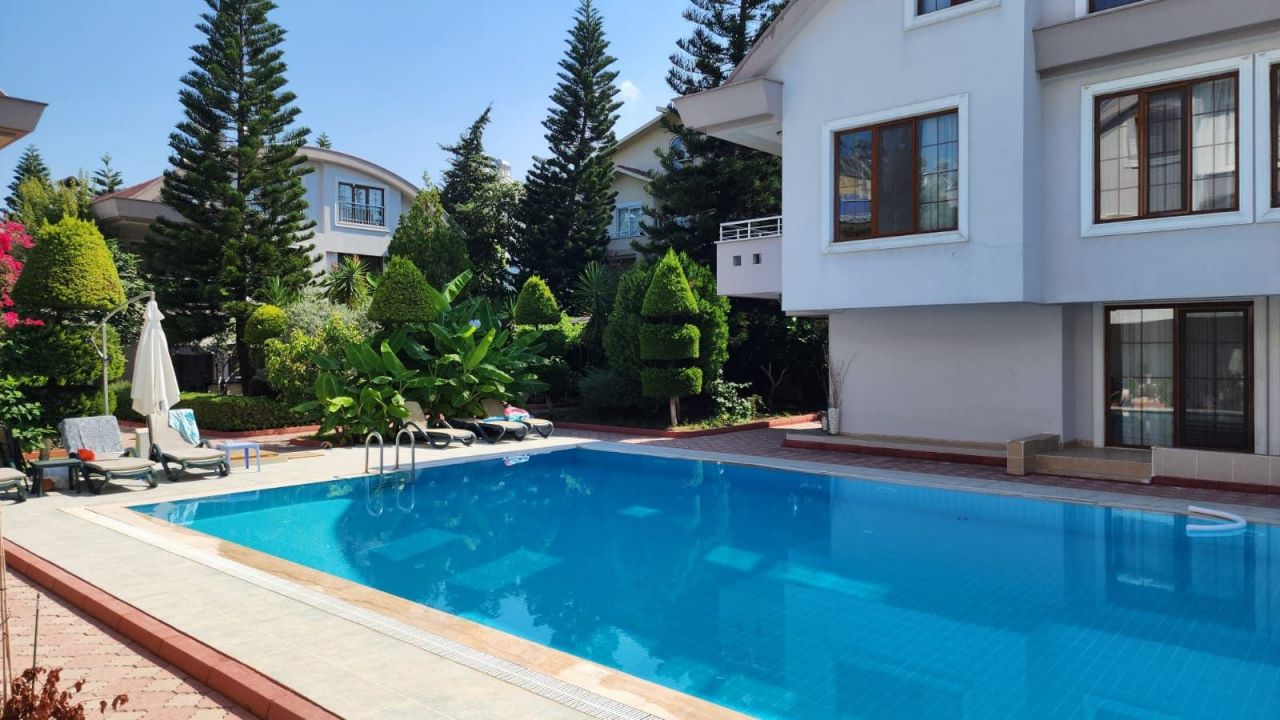 Villa in Belek, Turkey, 250 m² - picture 1