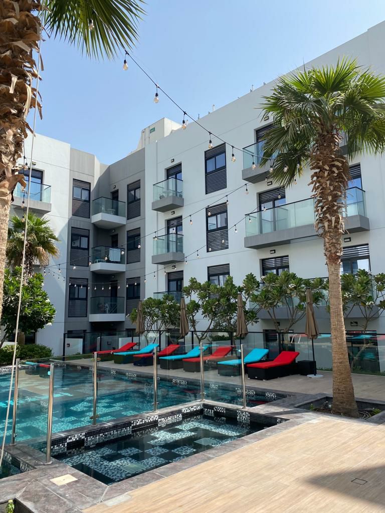 Investment project in Dubai, UAE, 70.87 m² - picture 4