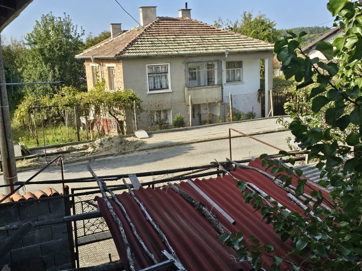 Haus in Balgari, Bulgarien, 144 m² - Foto 1