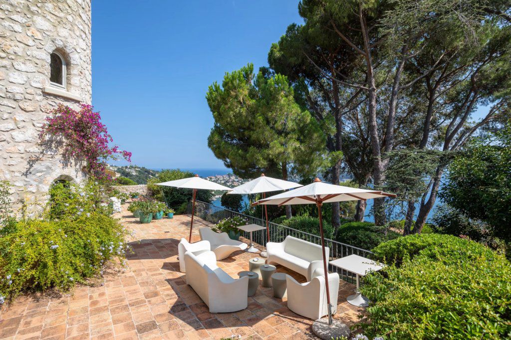 Villa in Villefranche-sur-Mer, France, 550 m² - picture 3
