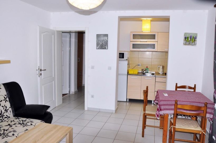 Hôtel à Sutomore, Monténégro - image 12