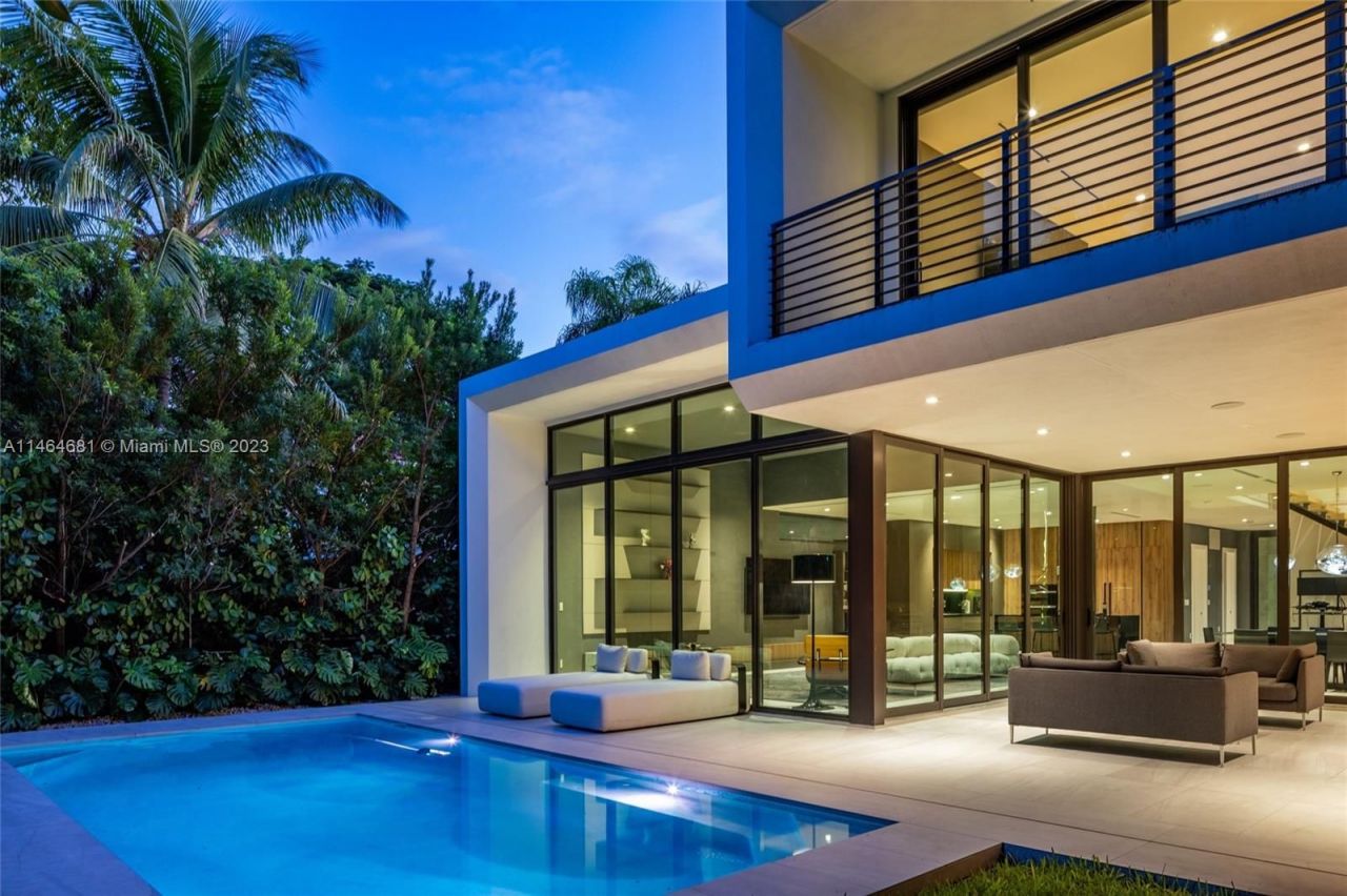 Villa en Miami, Estados Unidos, 400 m² - imagen 2