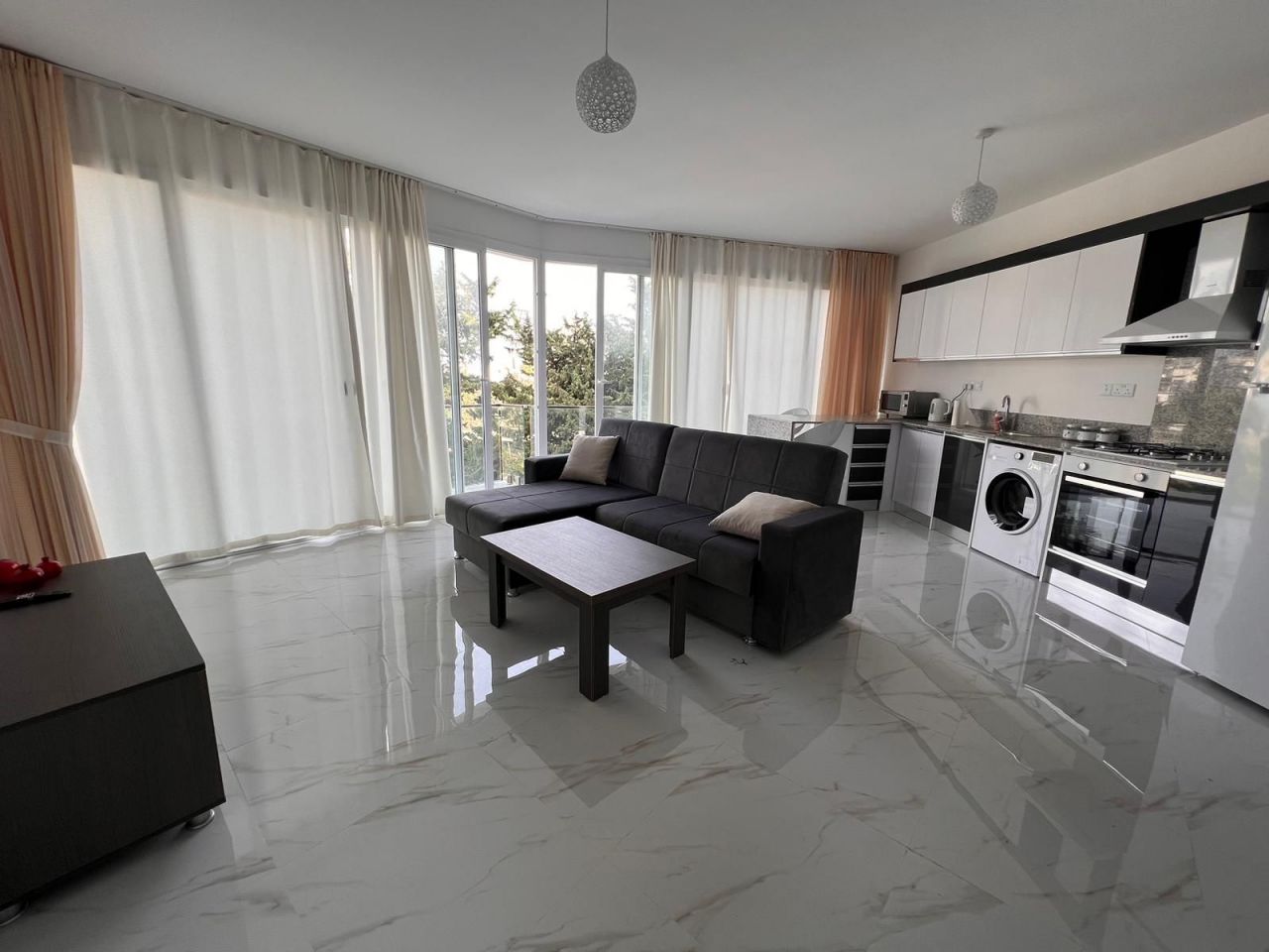 Wohnung in Kyrenia, Zypern, 80 m² - Foto 1