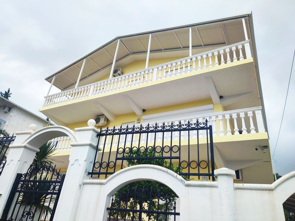 House in Sutomore, Montenegro, 339 m² - picture 2