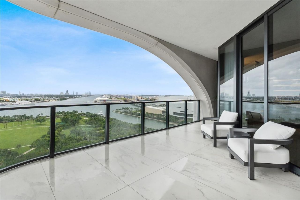 Wohnung in Miami, USA, 400 m² - Foto 2