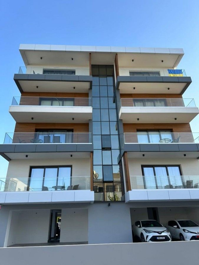 Commercial property in Paphos, Cyprus, 912 m² - picture 1