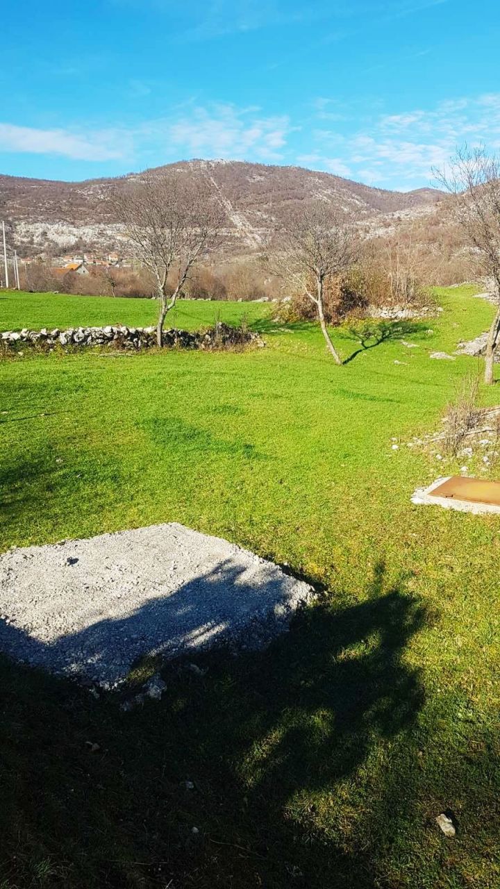 Terrain à Nikšić, Monténégro, 3.1 ha - image 4