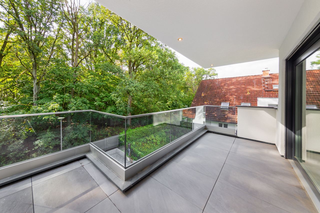 Villa in Berlin, Germany, 377.36 m² - picture 15