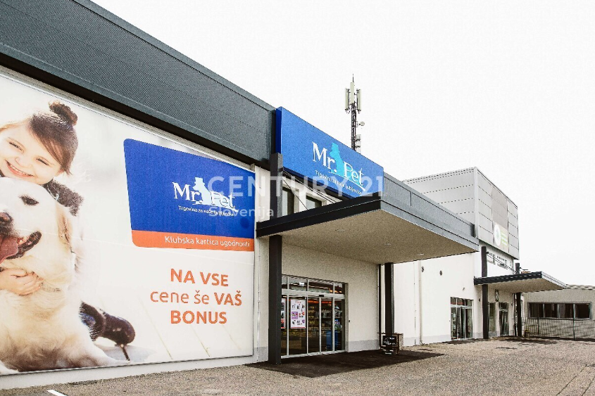 Negozio a Slovenska Bistrica, Slovenia, 343.8 m² - foto 2