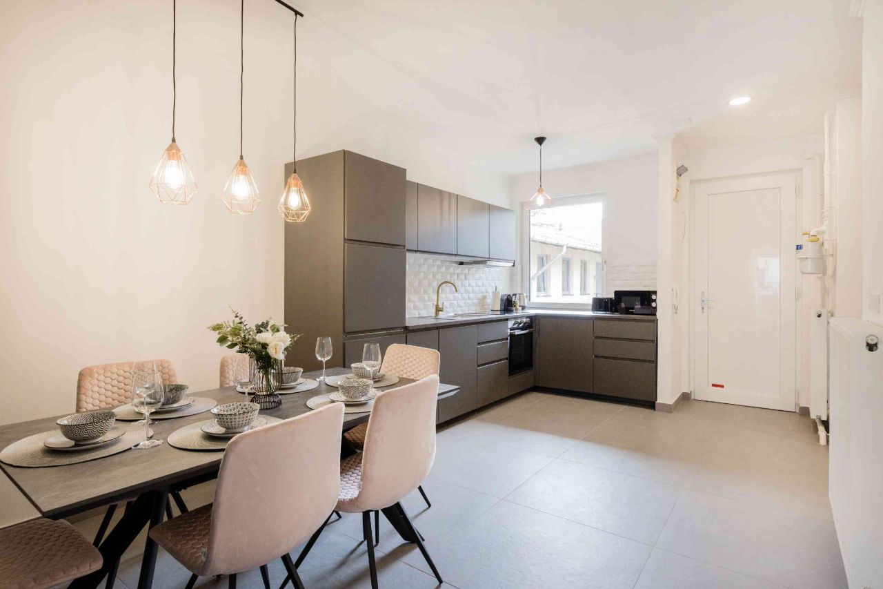 Flat in Budapest, Hungary, 91 m² - picture 4