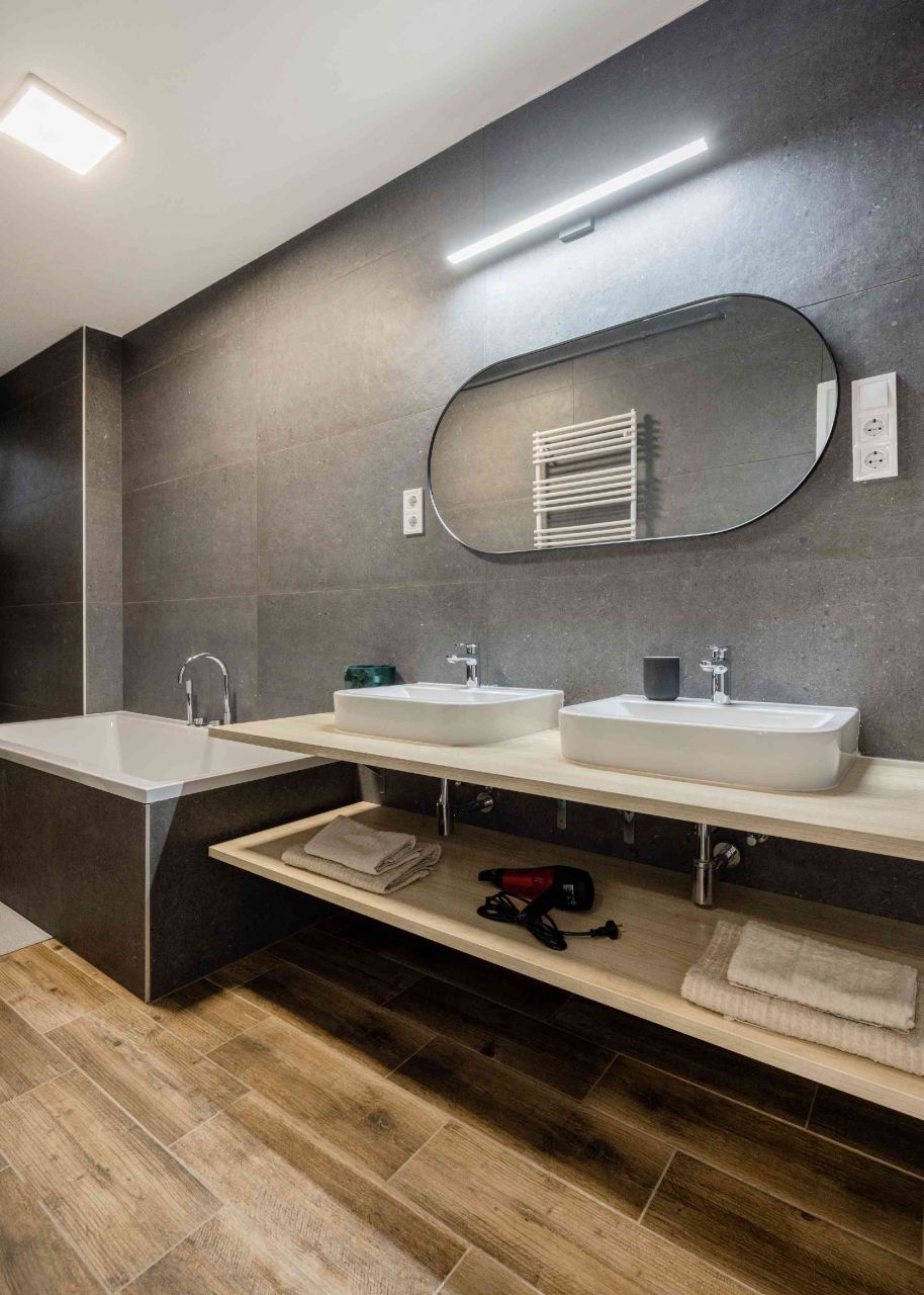 Flat in Budapest, Hungary, 91 m² - picture 9