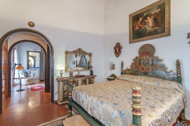 Chalet en Castelldefels, España, 1 084 m² - imagen 10