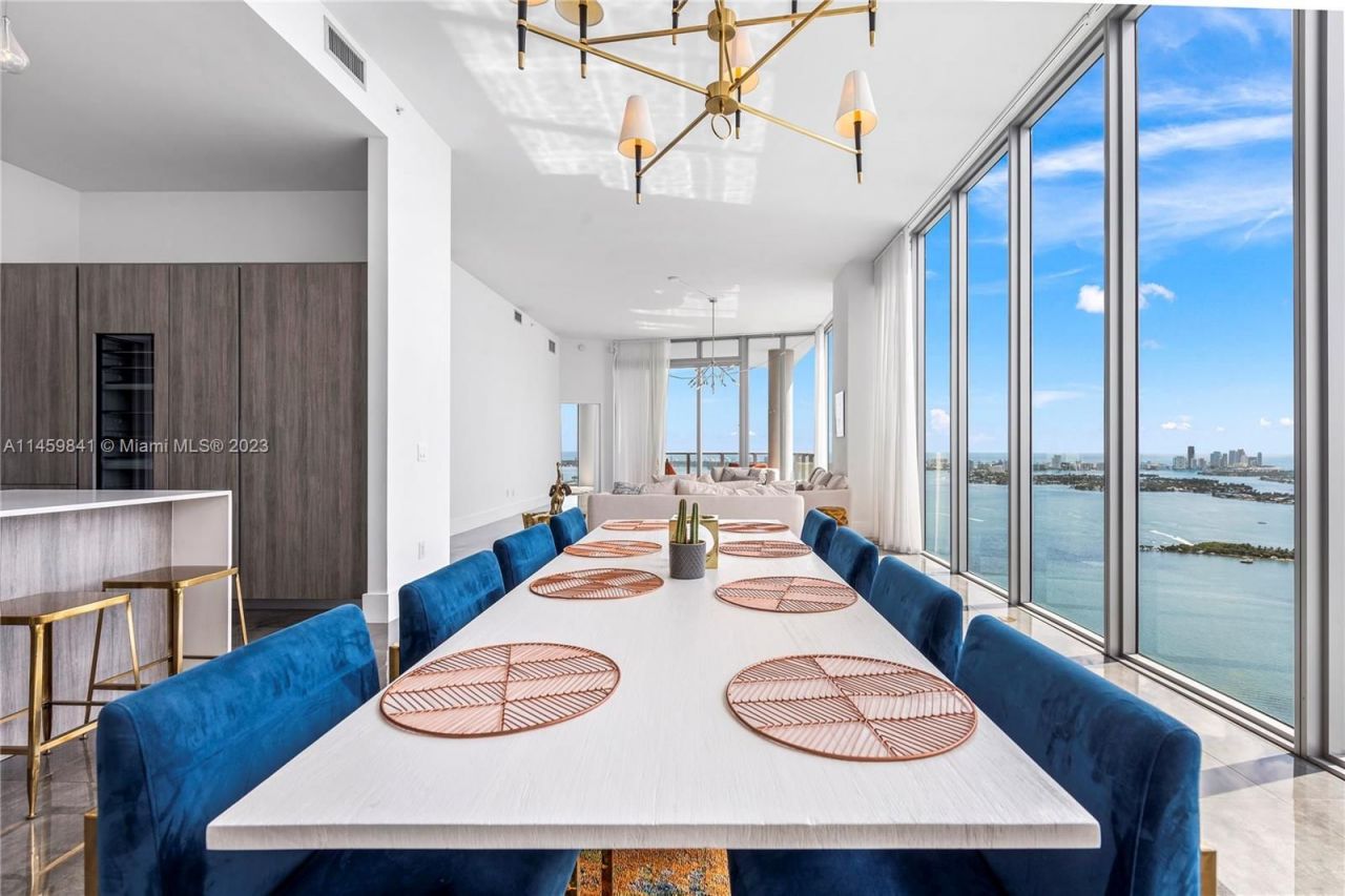 Ático en Miami, Estados Unidos, 300 m² - imagen 7