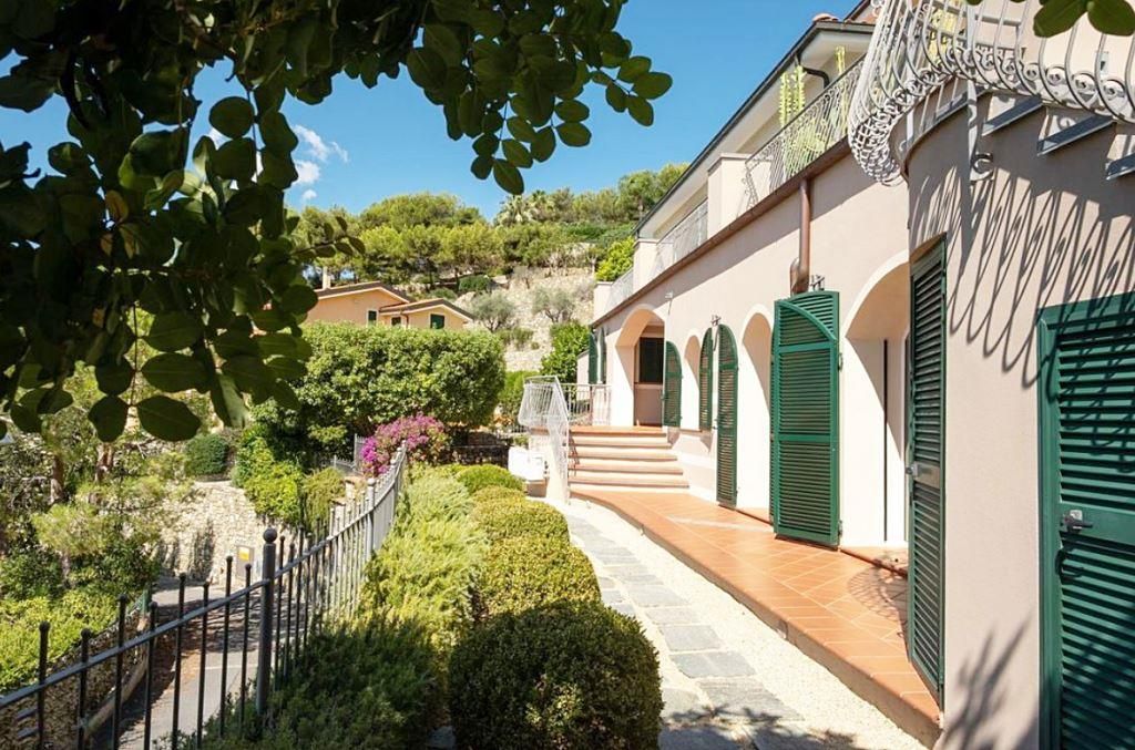 Villa ad Andora, Italia, 350 m² - foto 5