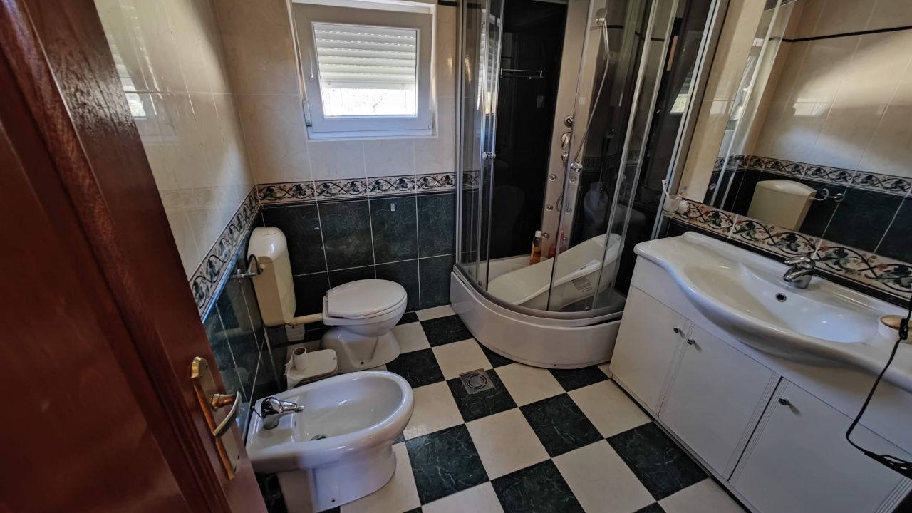 Villa a Bar, Montenegro, 200 m² - foto 9