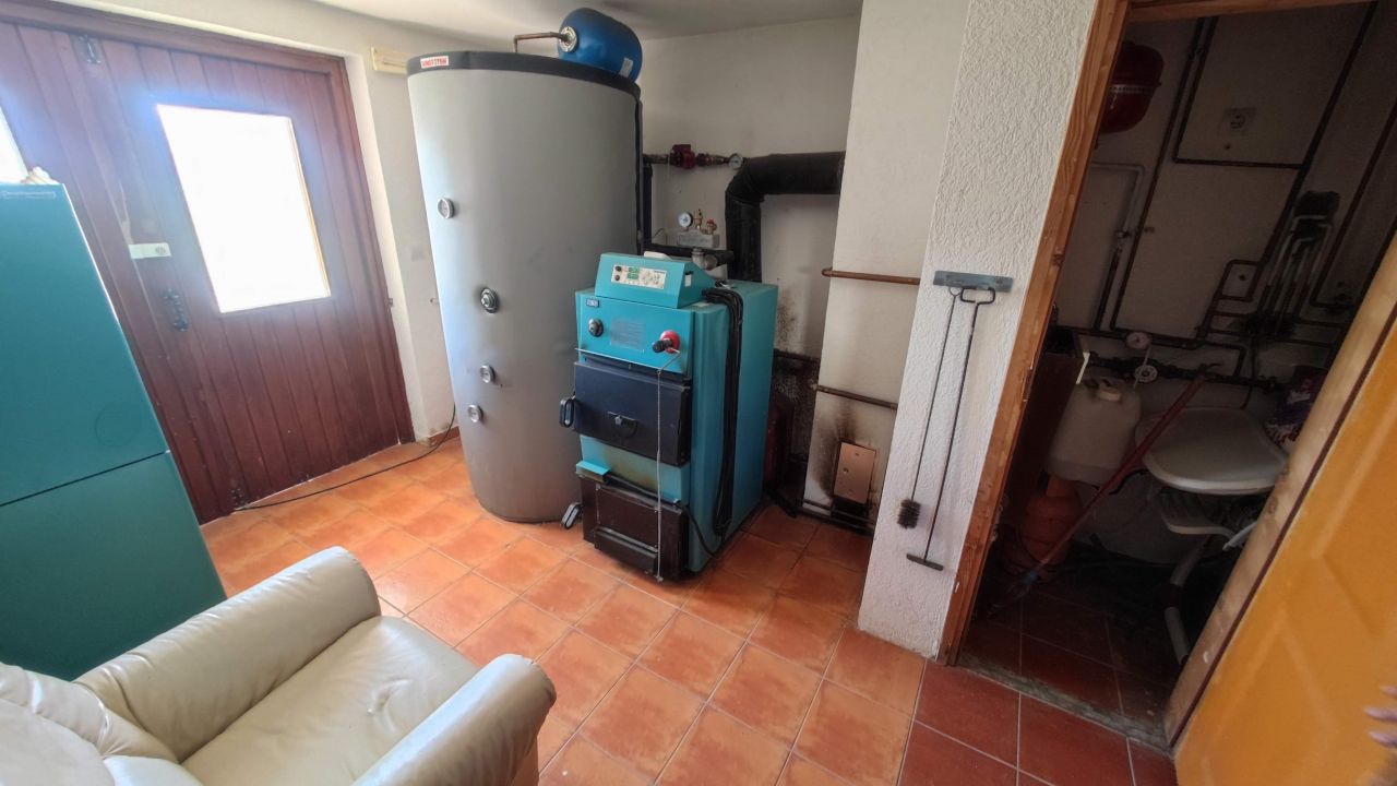 Villa a Bar, Montenegro, 200 m² - foto 10