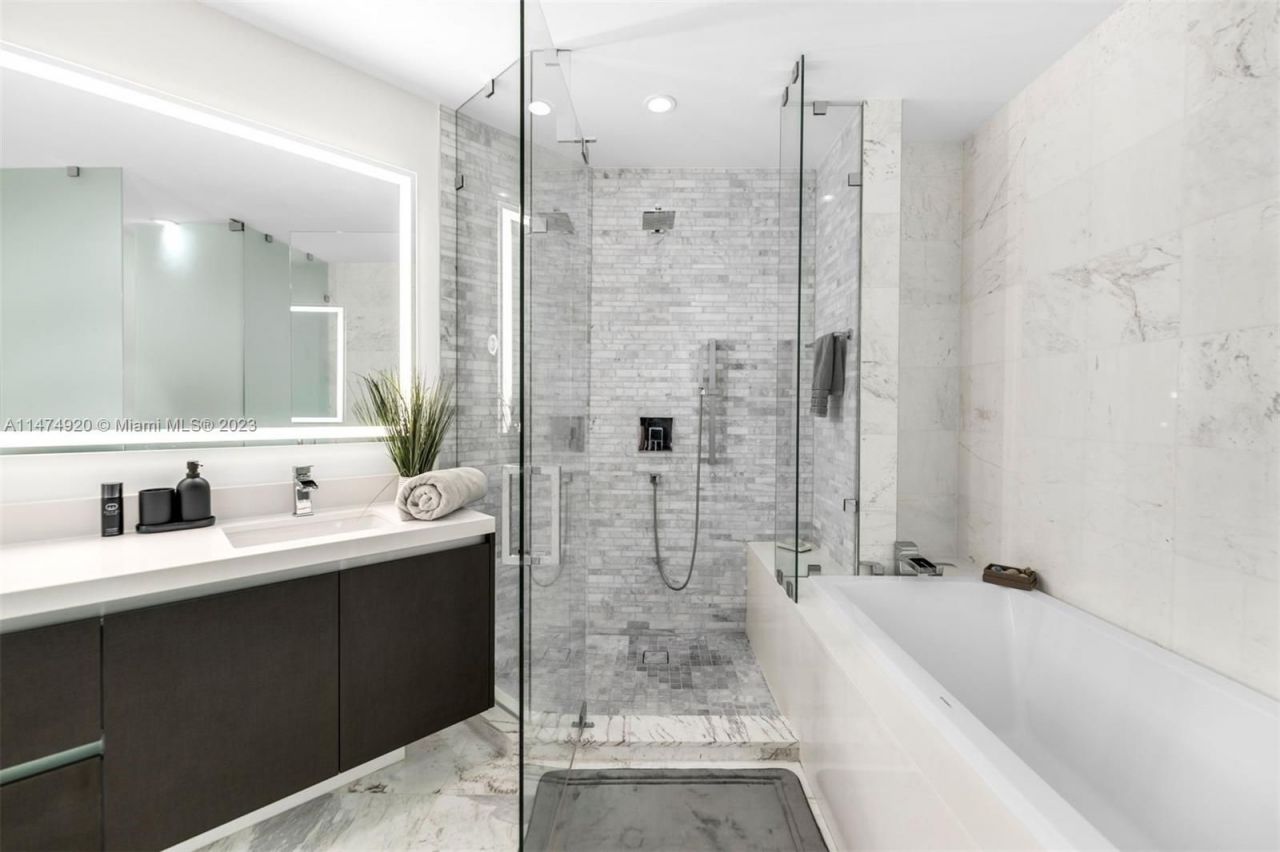 Appartamento a Miami, USA, 130 m² - foto 15