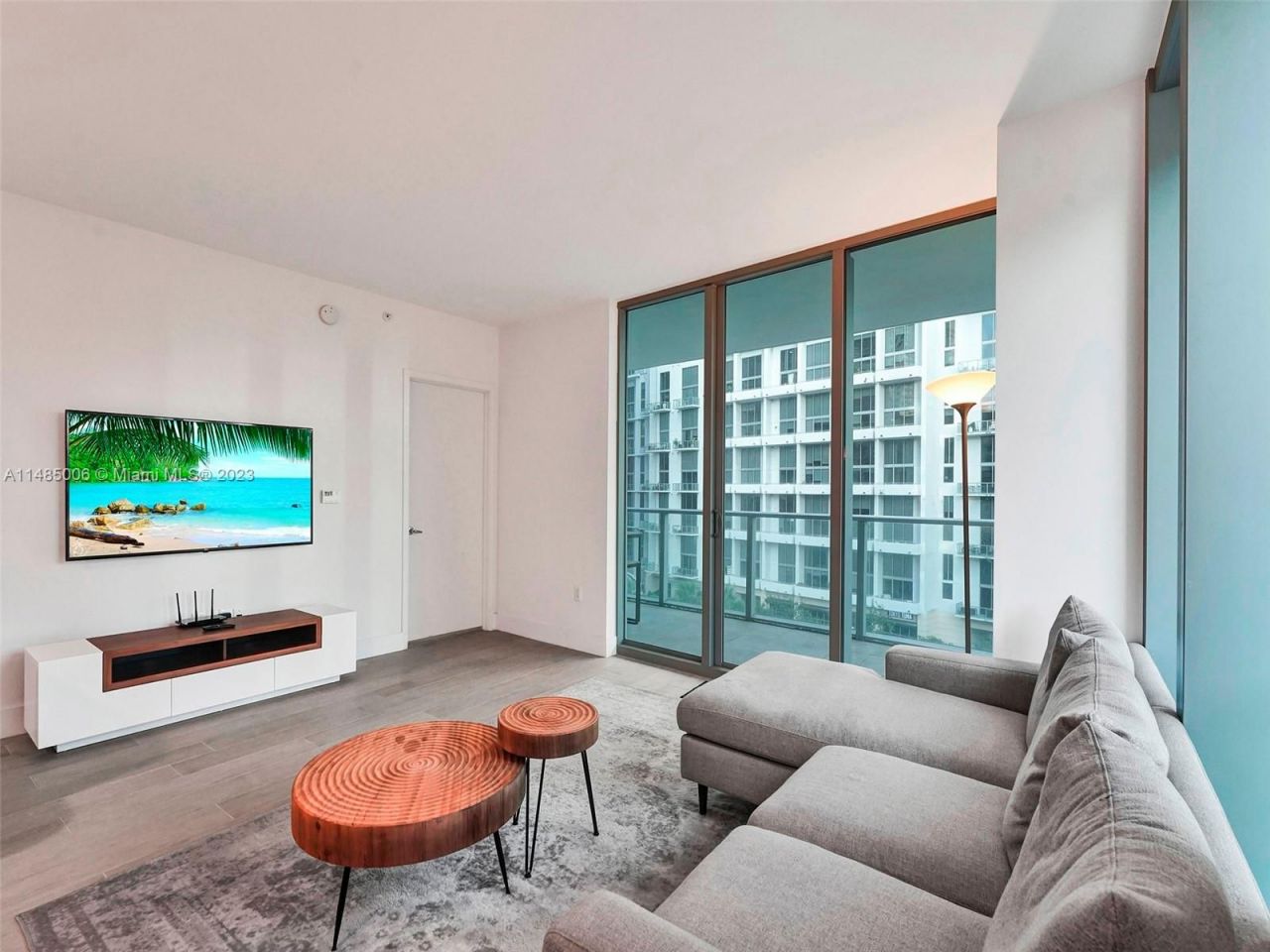 Flat in Miami, USA, 110 m² - picture 3