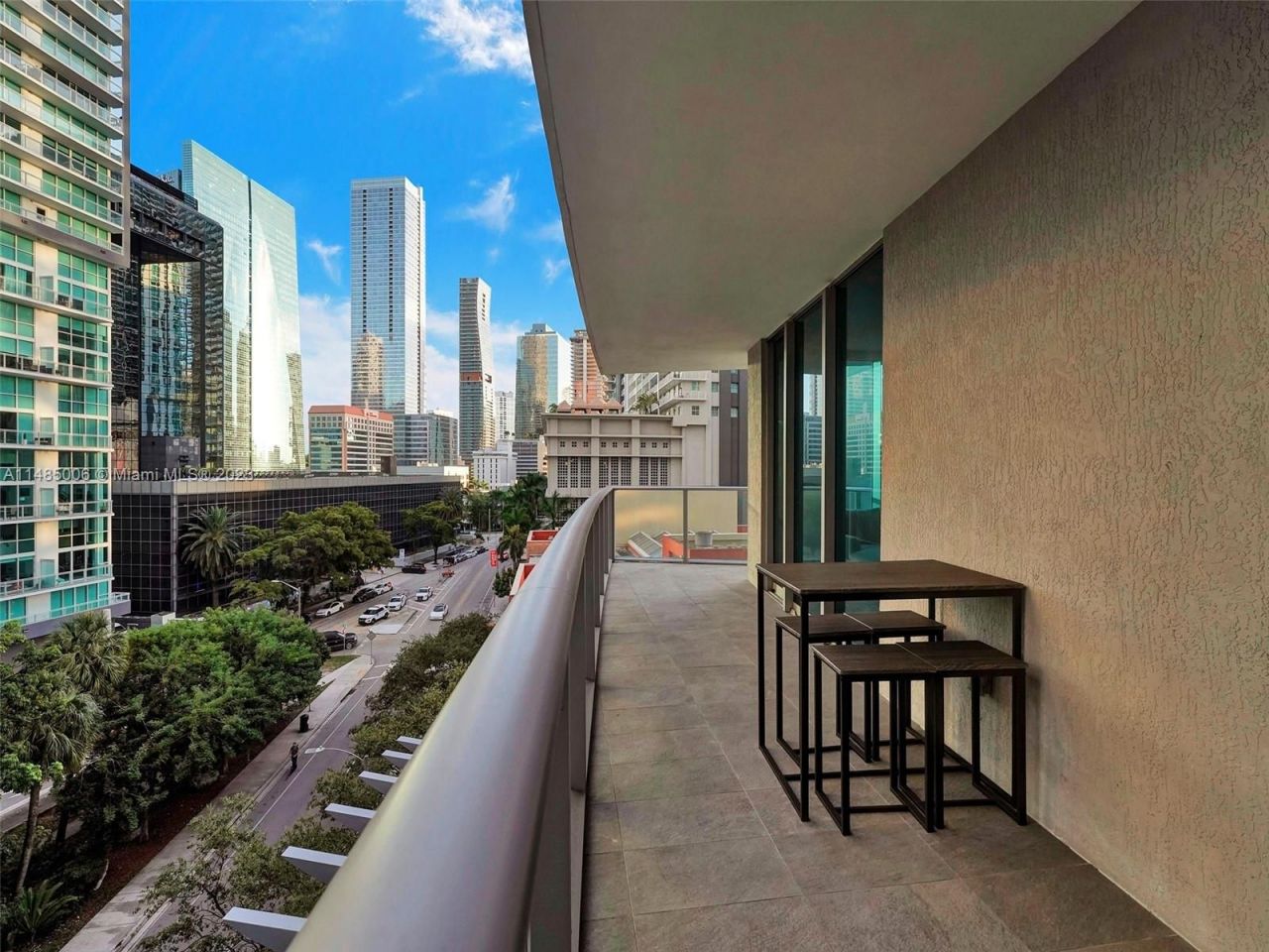 Flat in Miami, USA, 110 m² - picture 9