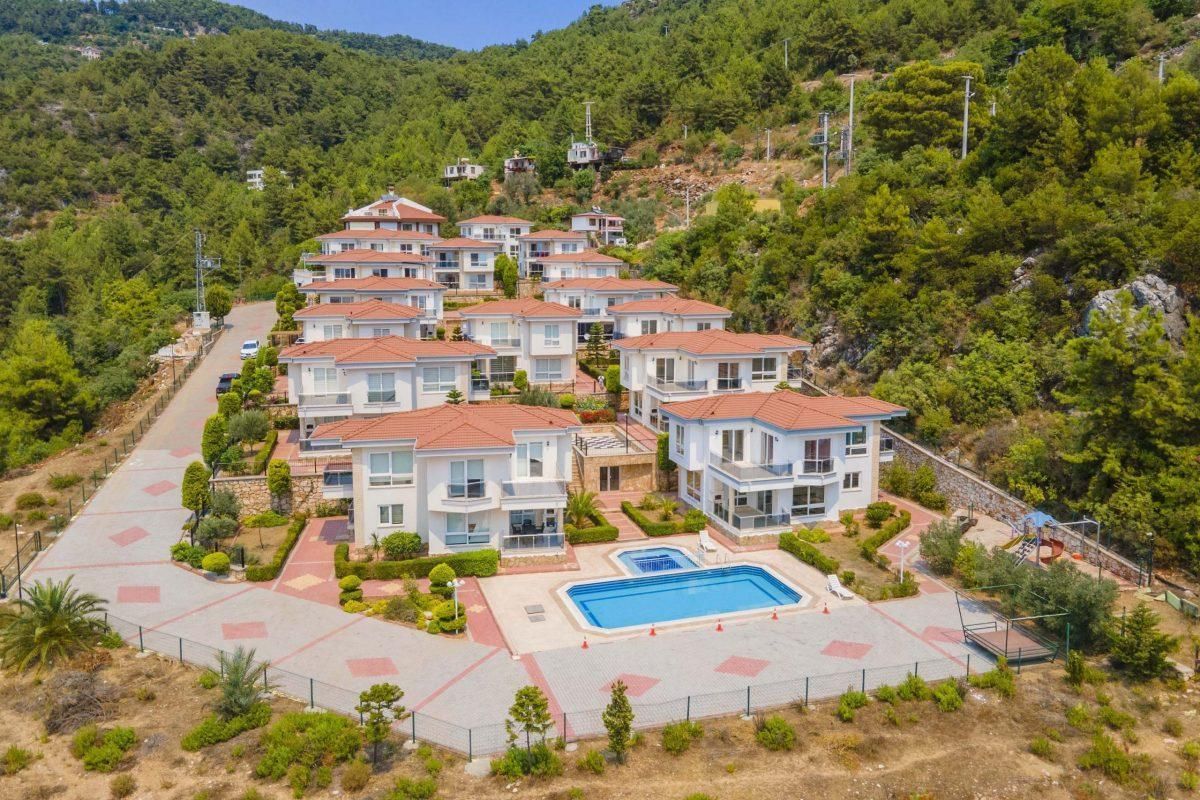 Villa à Alanya, Turquie, 215 m² - image 1