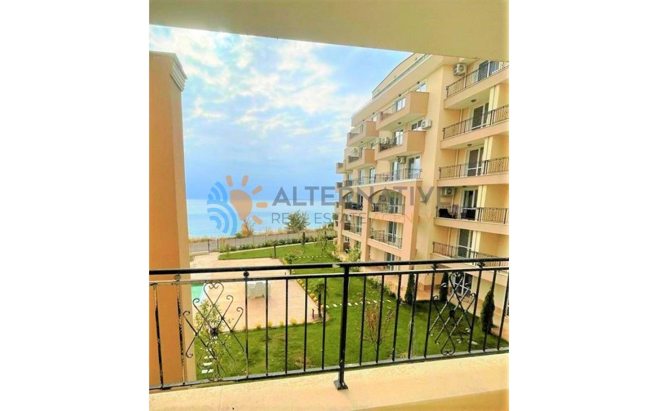 Flat in Sveti Vlas, Bulgaria, 58 m² - picture 1