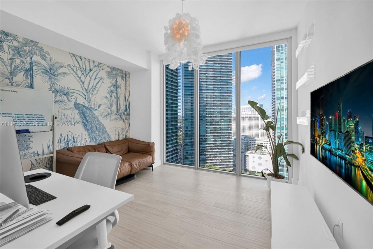 Flat in Miami, USA, 160 m² - picture 3