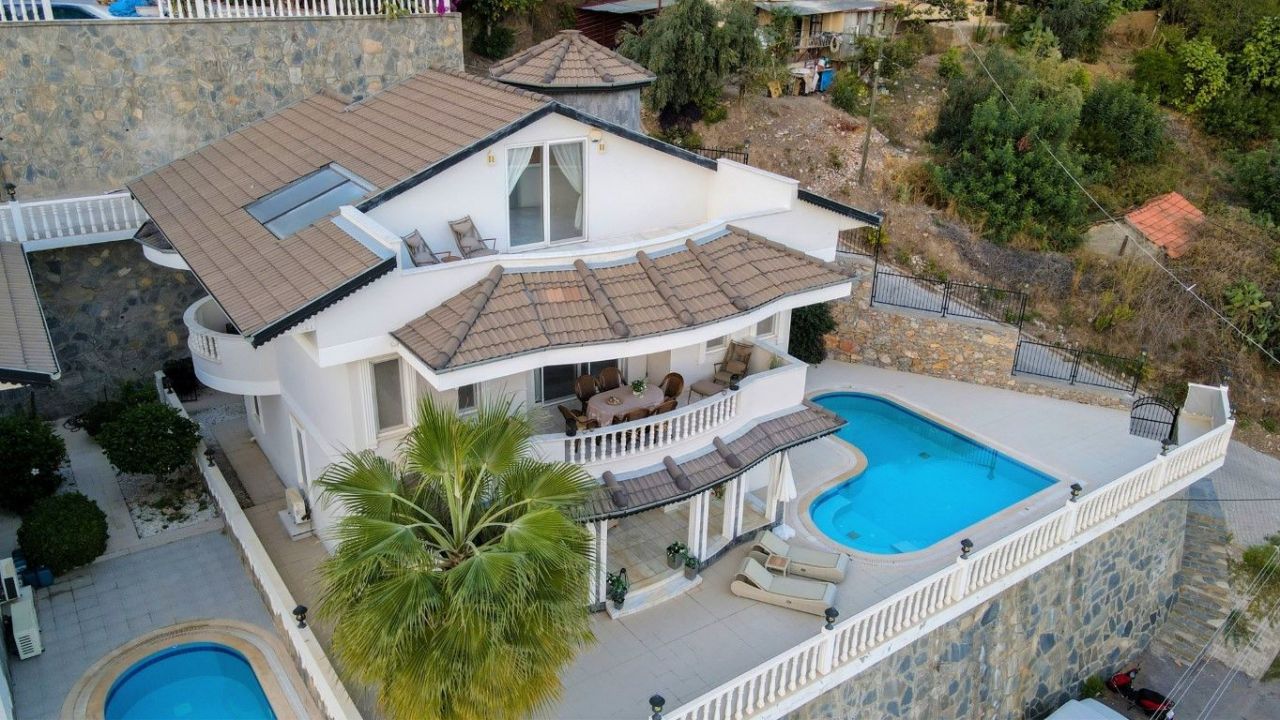 Villa à Alanya, Turquie, 350 m² - image 1