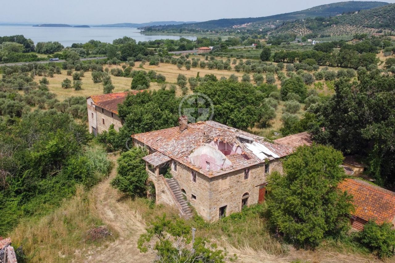 Casa en Passignano sul Trasimeno, Italia, 1 216.6 m² - imagen 3