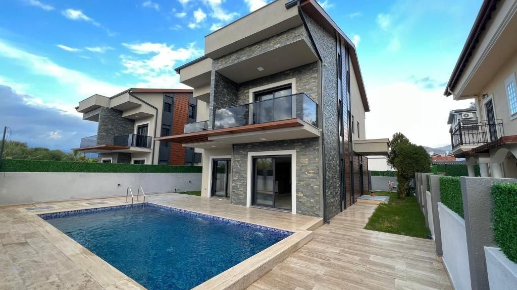 Villa en Fethiye, Turquia, 200 m² - imagen 1