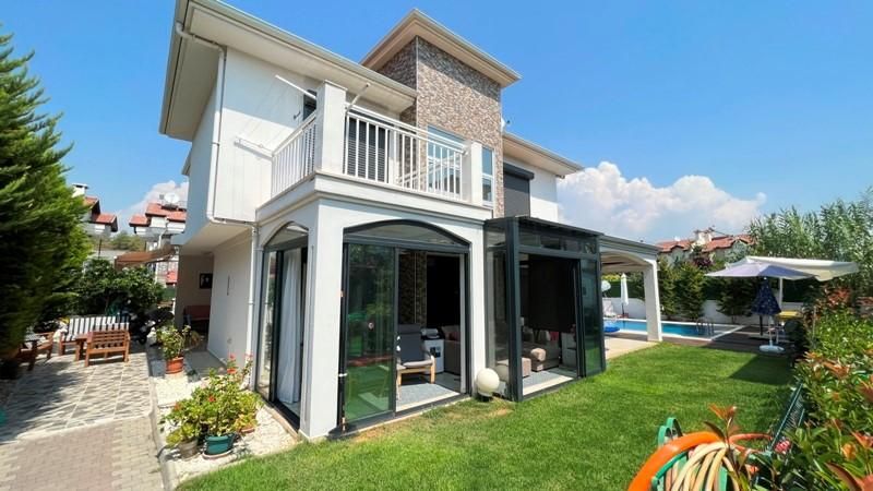 Villa in Fethiye, Türkei, 500 m² - Foto 1