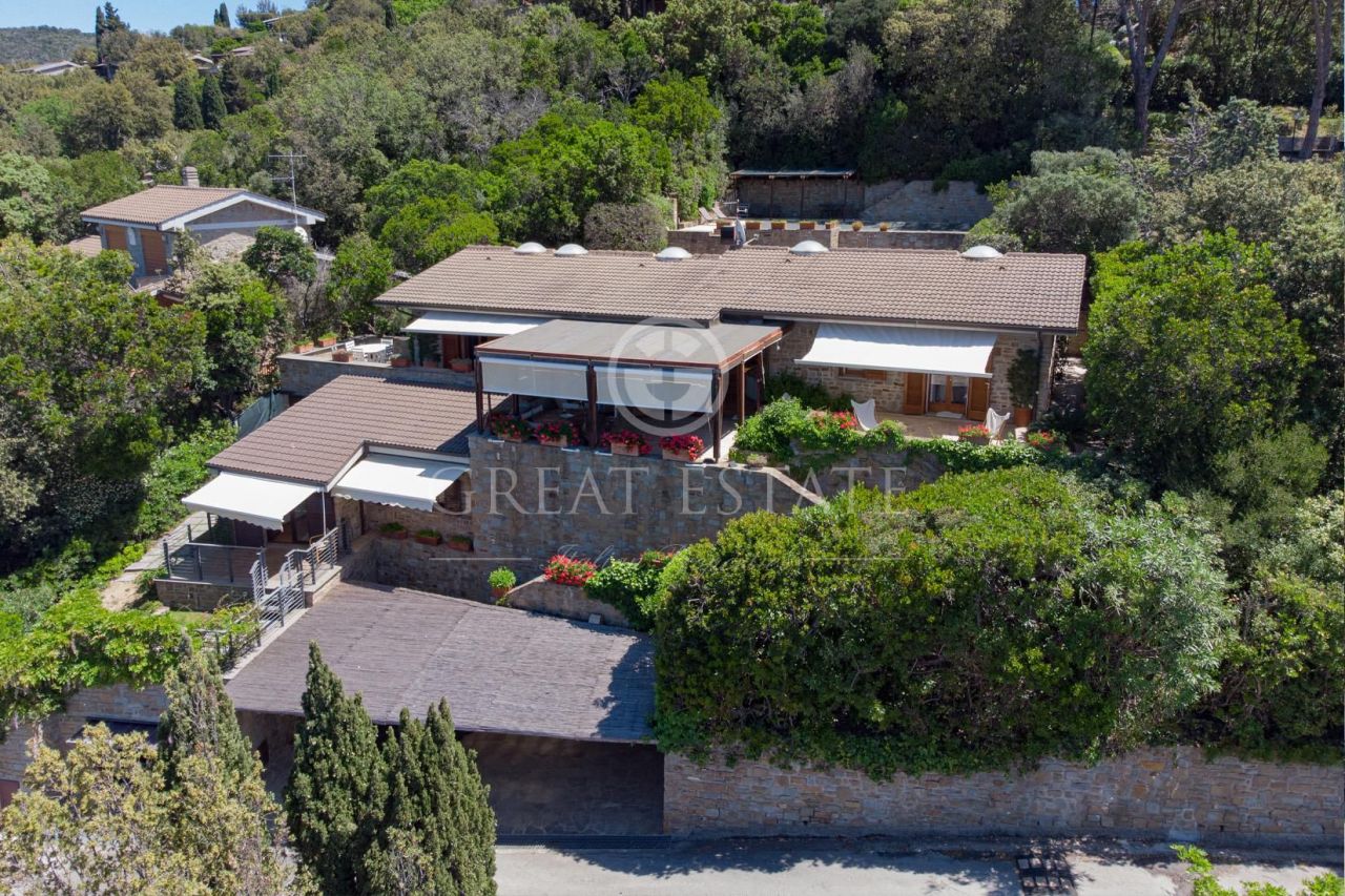 Villa en Castiglione della Pescaia, Italia, 272.25 m² - imagen 3
