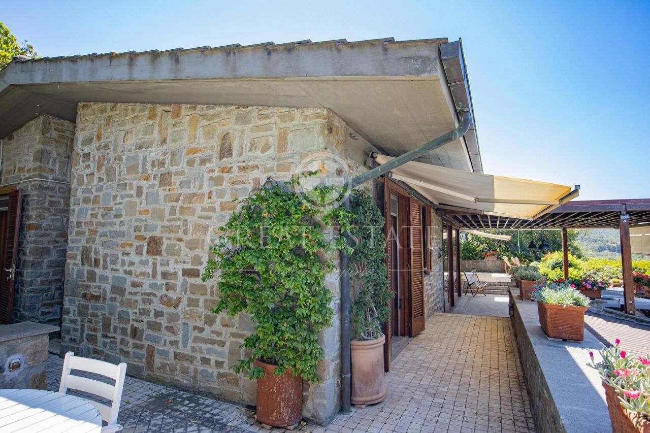 Villa en Castiglione della Pescaia, Italia, 272.25 m² - imagen 4