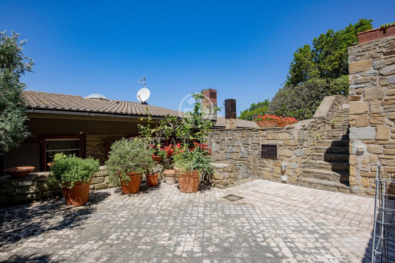 Villa en Castiglione della Pescaia, Italia, 272.25 m² - imagen 8