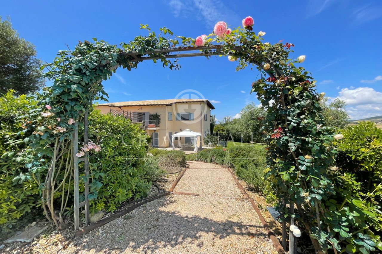Villa en Viterbo, Italia, 416.85 m² - imagen 10