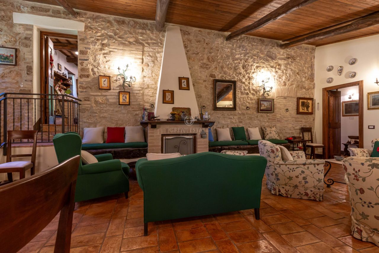 Casa Calvi dell'Umbria, Italia, 208.77 m² - foto 11