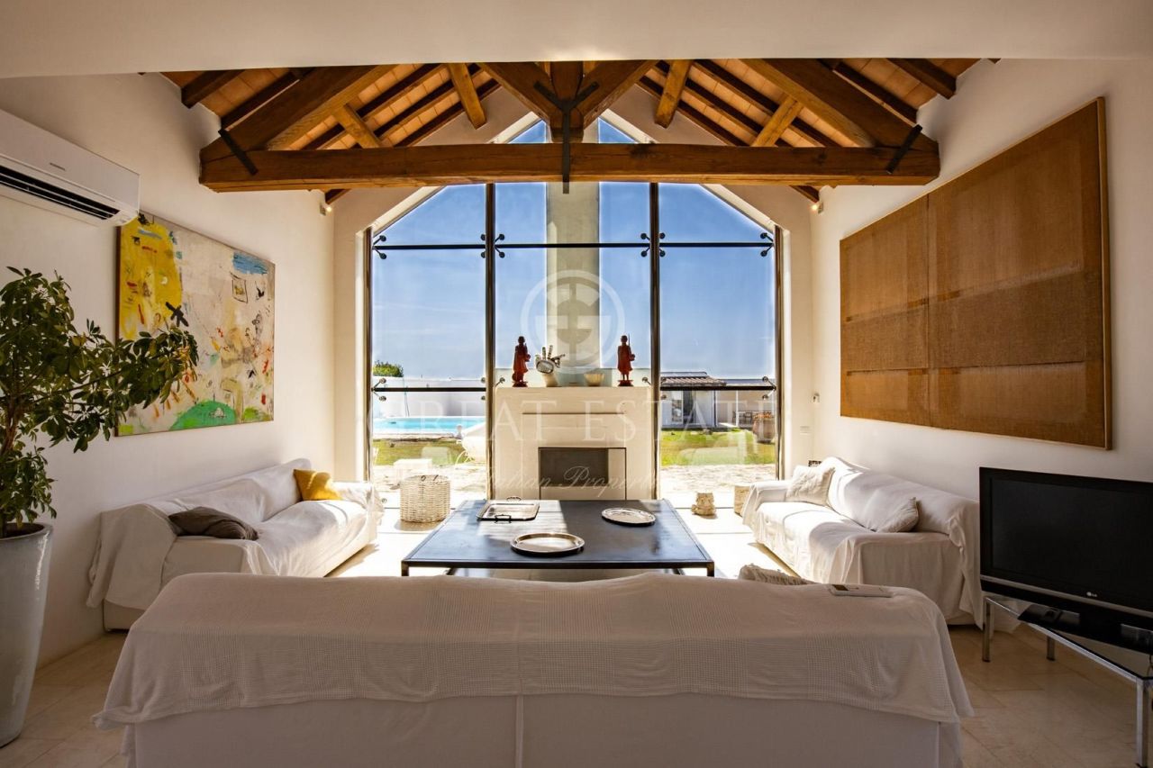 Villa in Viterbo, Italy, 291.1 m² - picture 12