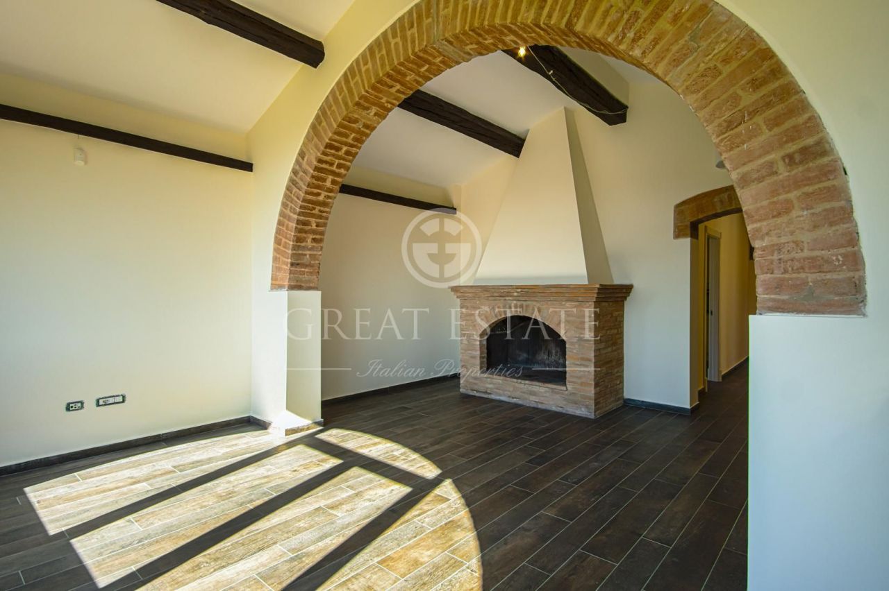 Casa a Castiglione del Lago, Italia, 1 159.2 m² - foto 13