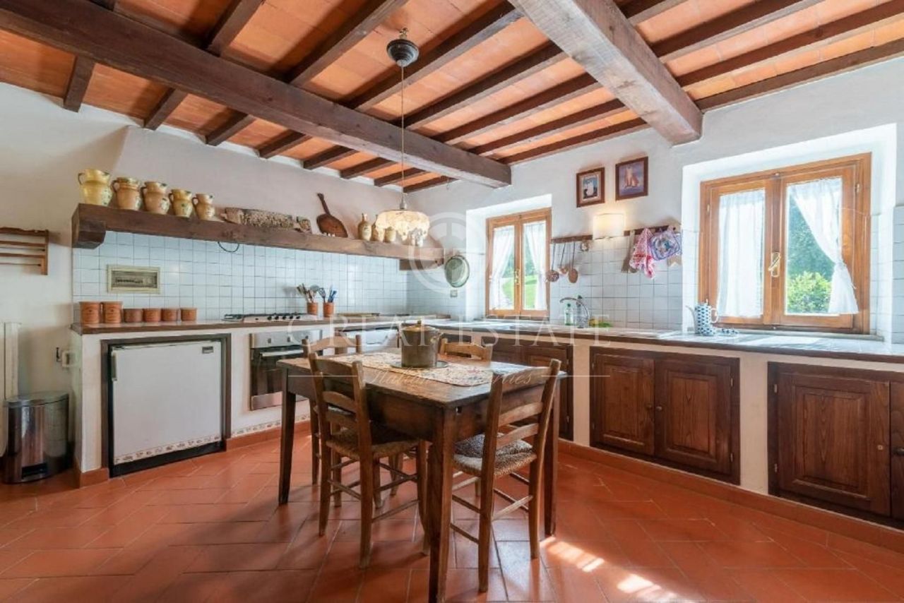 Casa en Chiusi, Italia, 892 m² - imagen 14