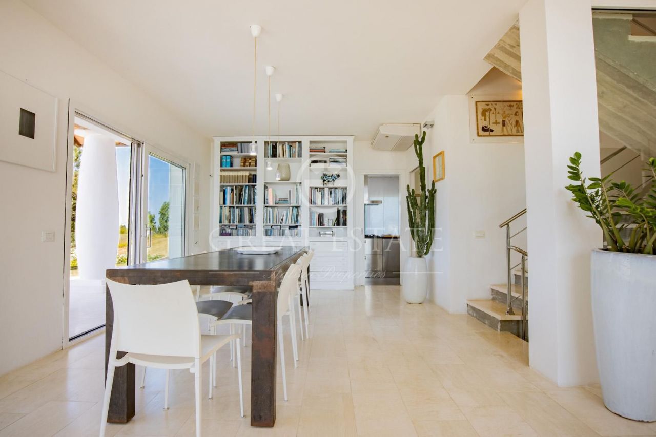 Villa in Viterbo, Italy, 291.1 m² - picture 16