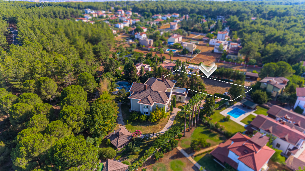 Terreno en Antalya, Turquia, 1 400 m² - imagen 1