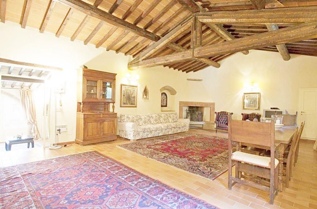 Maison de rapport dans le Chianti, Italie, 1 000 m² - image 9