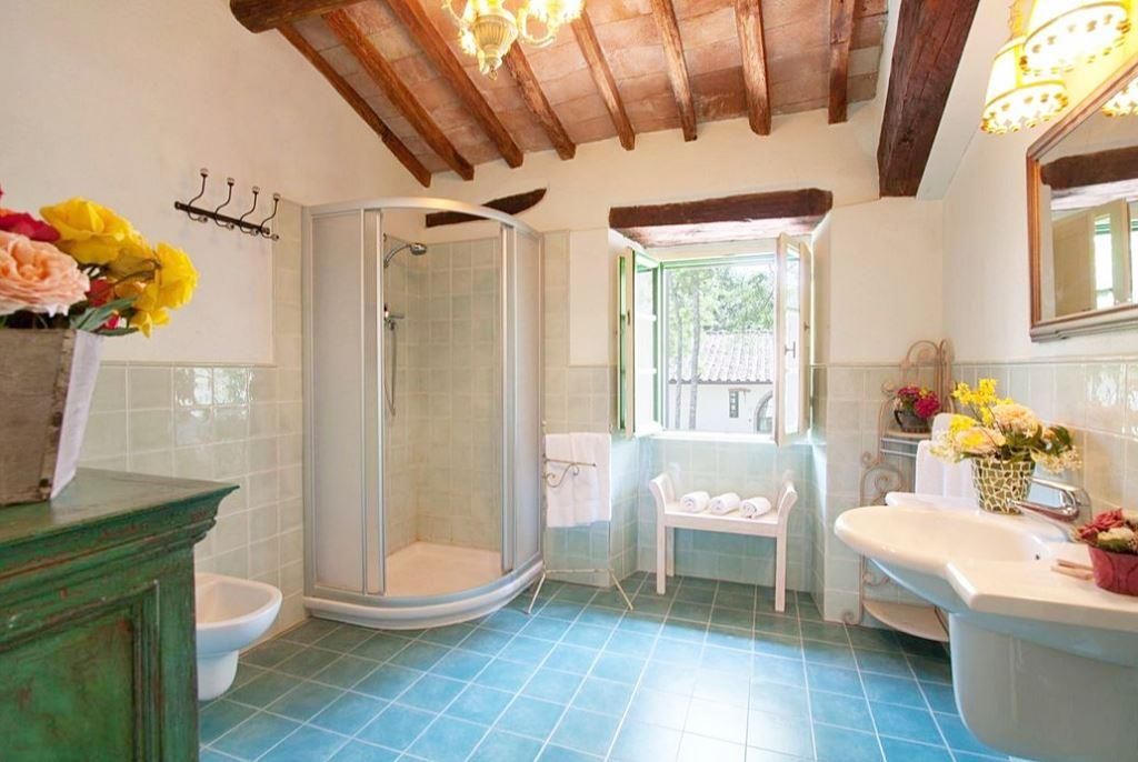 Maison de rapport dans le Chianti, Italie, 1 000 m² - image 12