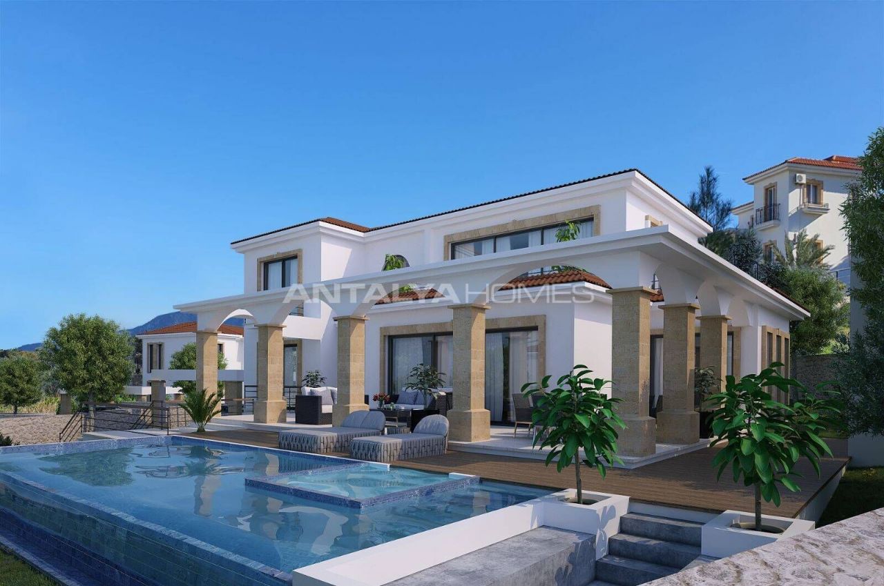 Villa en Kyrenia, Chipre, 323 m² - imagen 1