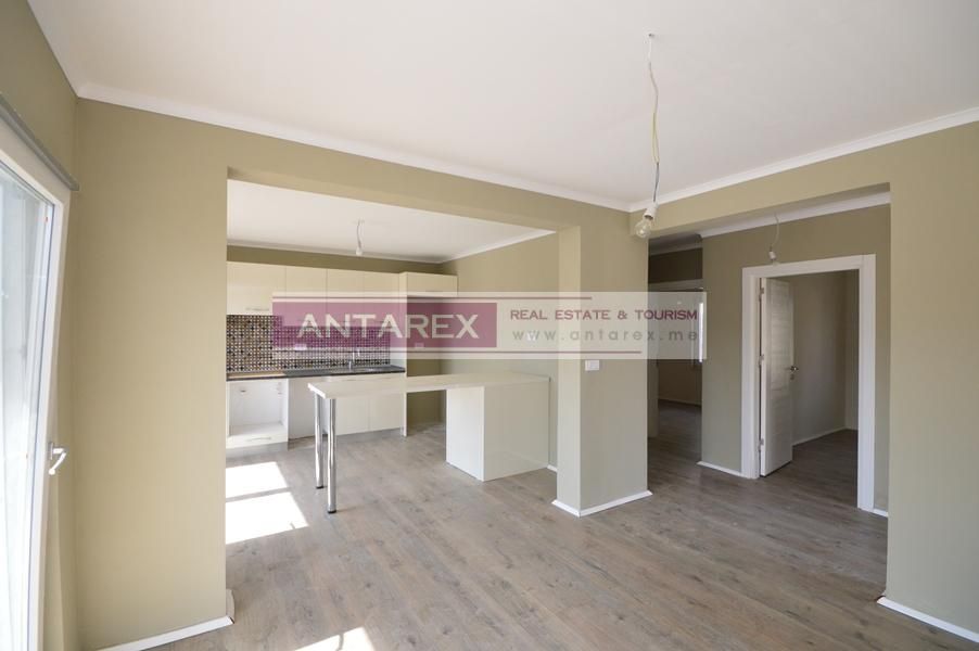 Appartamenti a Herceg-Novi, Montenegro, 104 m² - foto 3