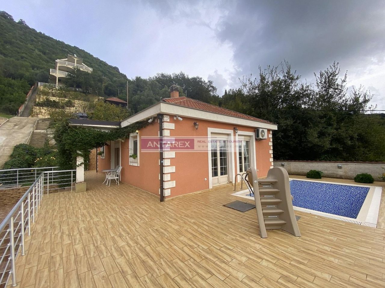 Villa in Zelenika, Montenegro, 116 m² - picture 8