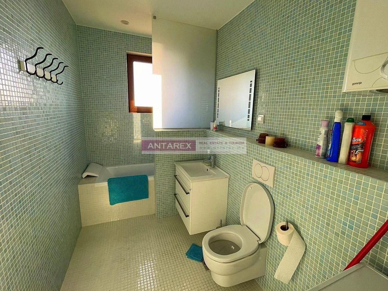 Apartment in Dobra Voda, Montenegro, 222 m² - picture 14