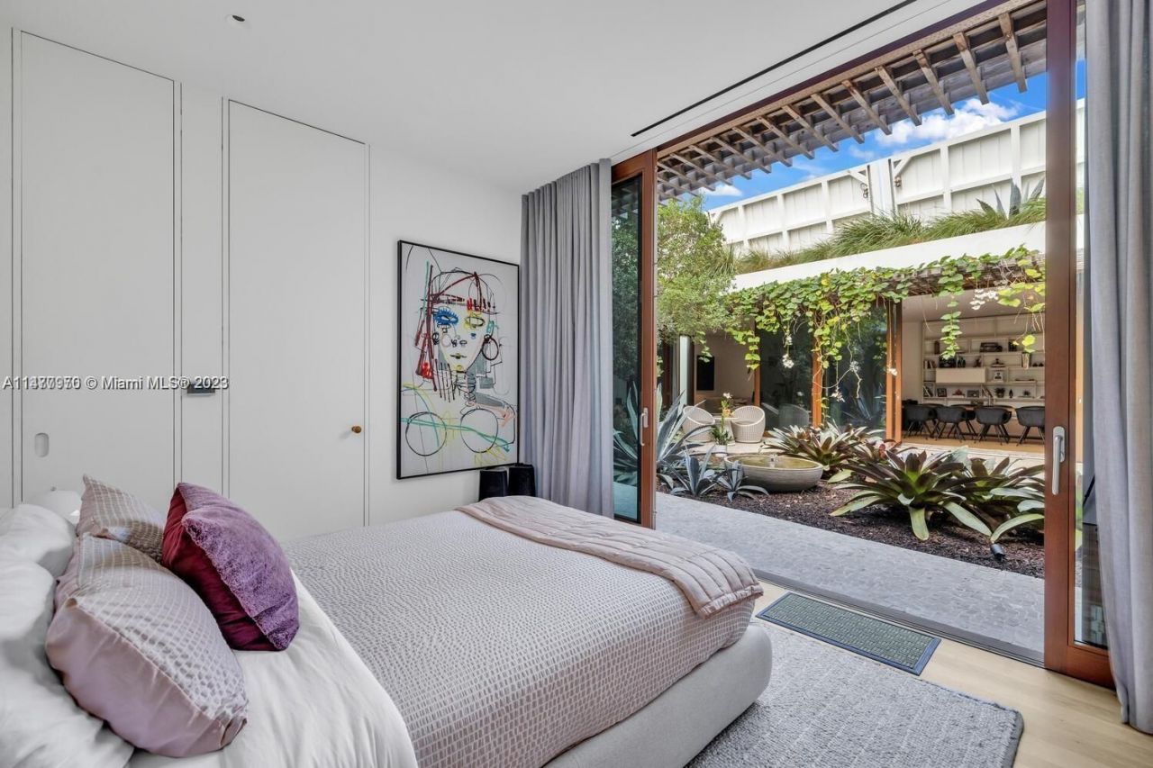 Penthouse in Miami, USA, 350 m² - picture 16