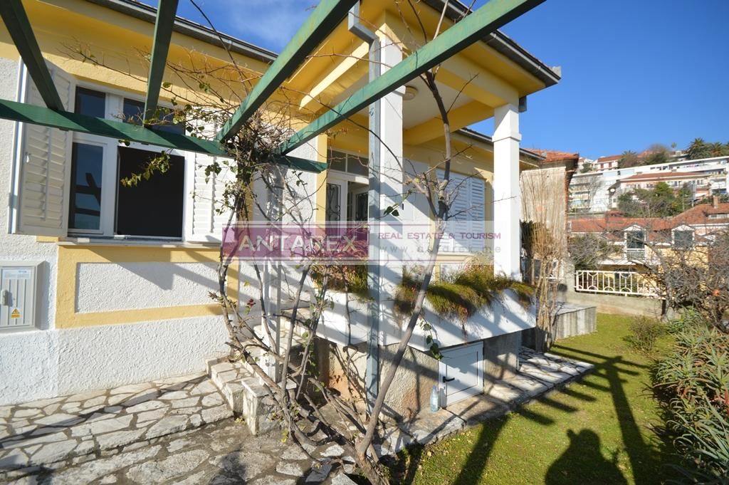 Villa in Herceg-Novi, Montenegro, 90 m² - Foto 1