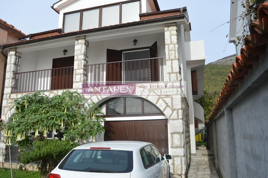 Villa in Bijela, Montenegro, 154 m² - Foto 1